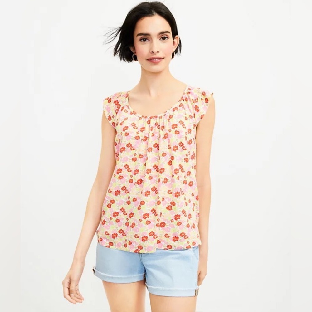 NWT! LOFT Floral Flutter Strap Cami - Size Small - Whisper White